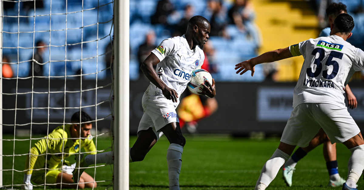 MAÇ SONUCU: Adana Demirspor: 3 – Kasımpaşa: 5