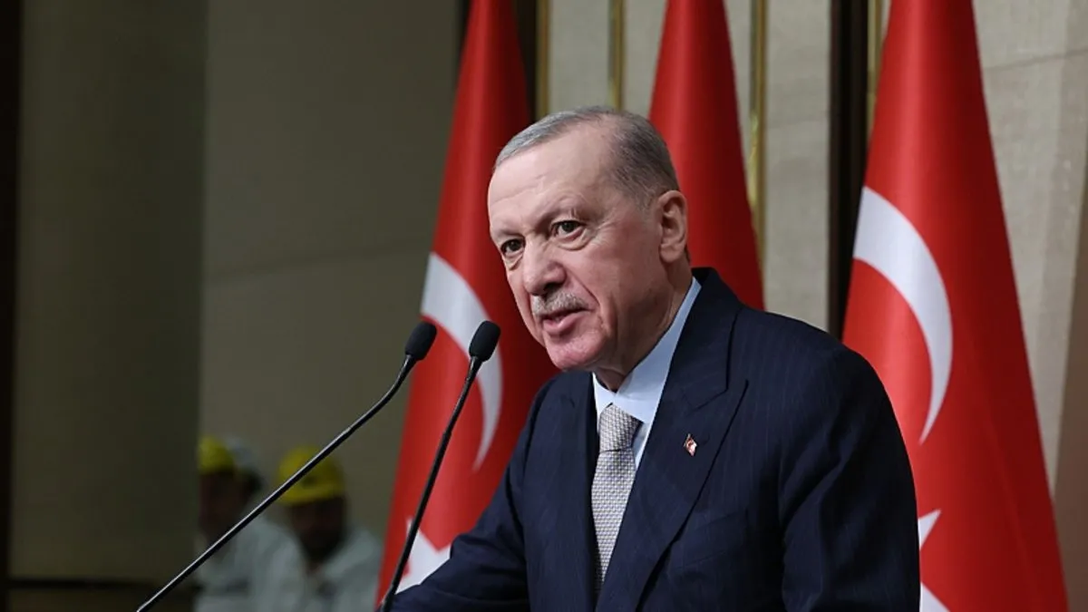 SON DAKİKA: Başkan Erdoğan duyurdu! Ramazan Bayramı tatili 9 gün oldu